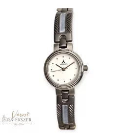   ASTRON 5125-0 női karóra, szürke színű titánium tok, titánium csat, fehér számlap, keményített ásványüveg, quartz szerkezet, 30m (3 ATM) vízállóság