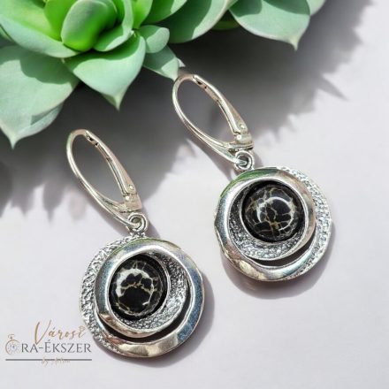 EZÜST ONIX KÖVES FÜLBEVALÓ