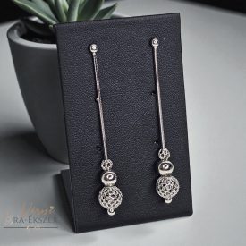 925 EZÜST FÜLBEVALÓ KÖVEKKEL, LÓGÓS, BEDUGÓS