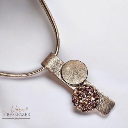 ROSEGOLD BŐR NYAKLÁNC ROSEGOLD SZÍNŰ SWAROVSKI KÖVES MEDÁLLAL