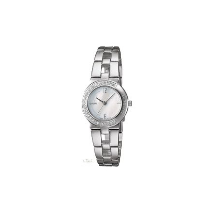 CASIO NŐI KARÓRA SHN-4005D-1C